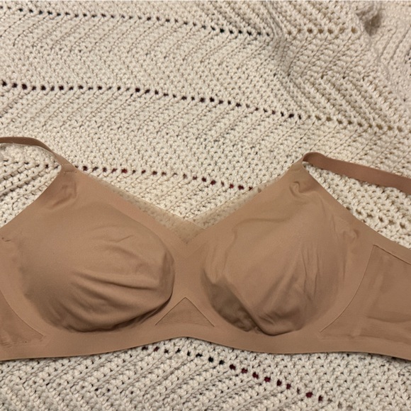 Honeylove Nude Wireless Bra - Picture 5 of 6